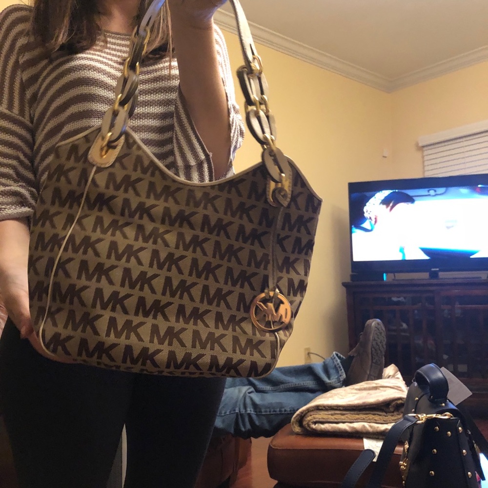 Michael Kors signature tote